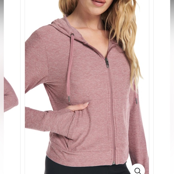 🌸 Kyodan 🌸 soft lightweight athletic sweater - Picture 9 of 9